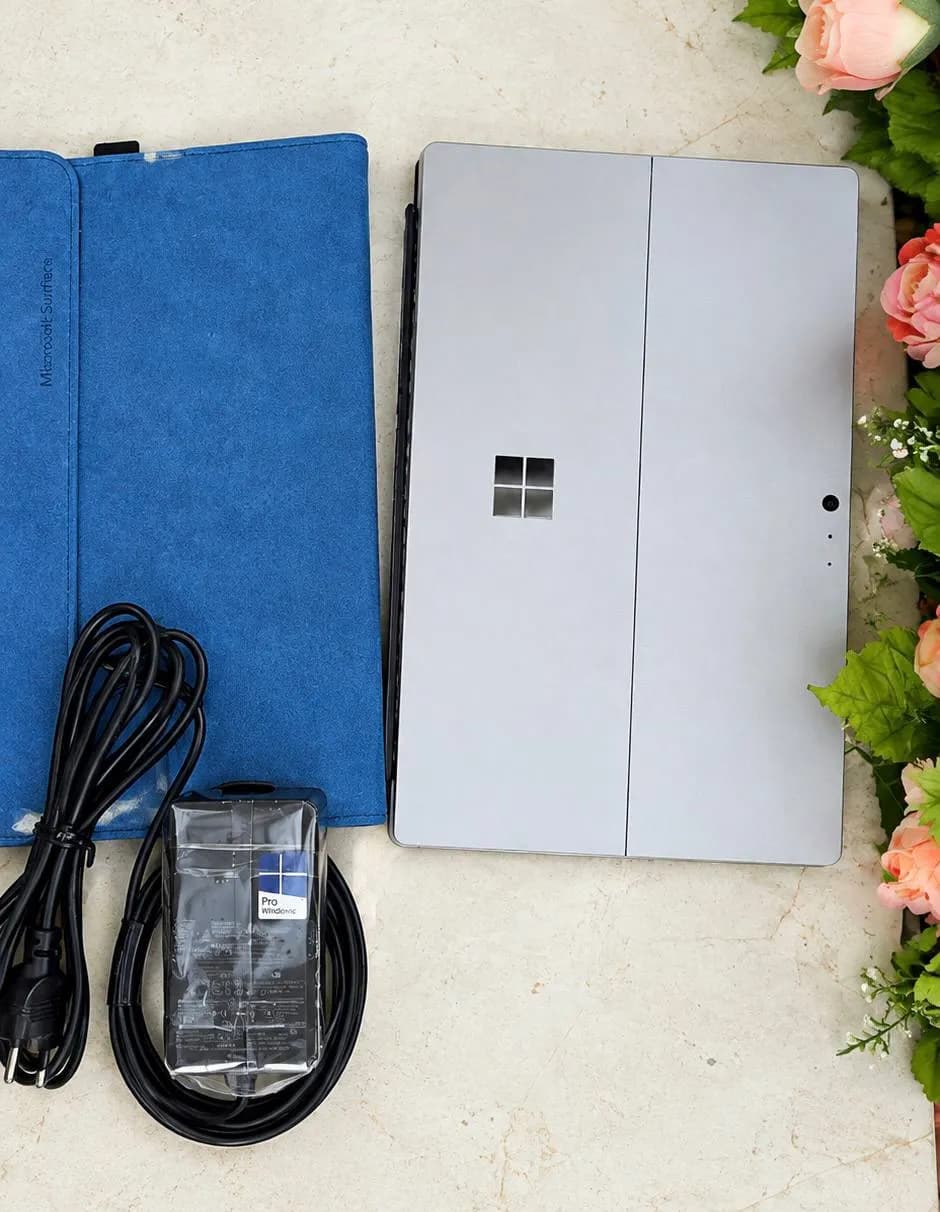 Microsoft Surface Pro 5 LTE NEUF — photo 1